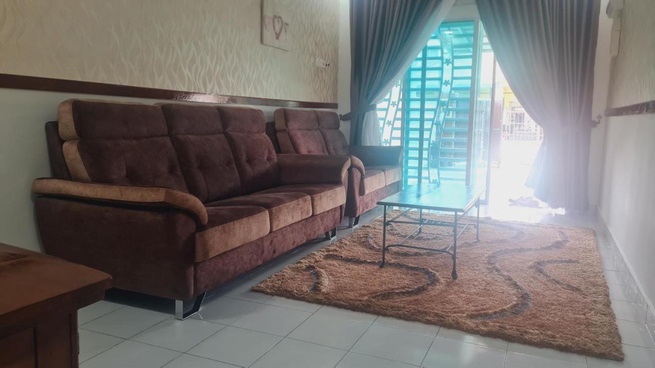 万津Anjung Klia House 31 With Neflix别墅 外观 照片